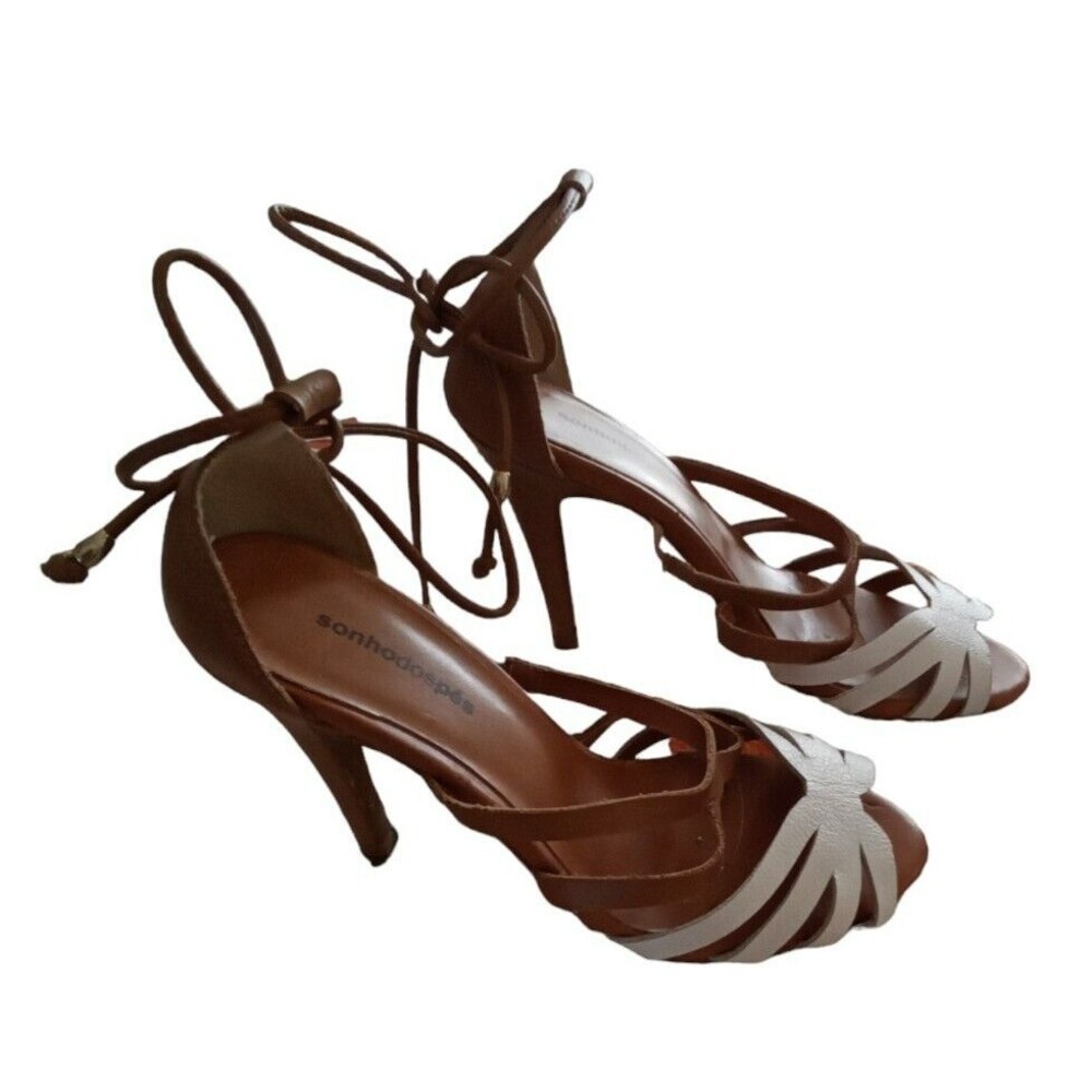 SONHODOSPE BRAZIL HEELS 5B TIE AT ANKLES WHITE TAN